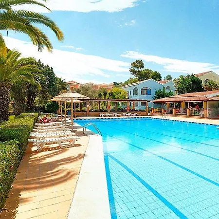 In With A Shared Pool * Gouvia